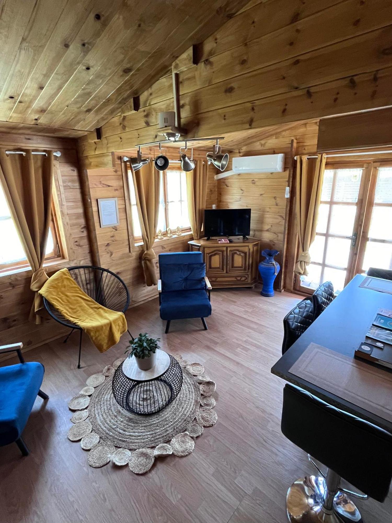 Chalet En Sologne A Villefranche Sur Cher Экстерьер фото